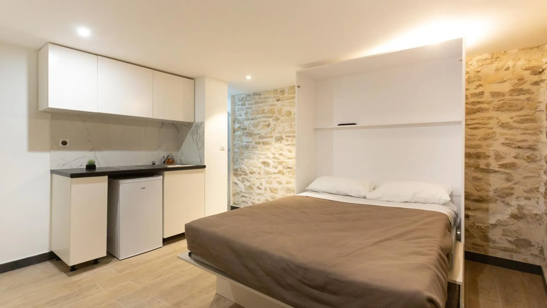 Leonard De Vinci Ii Hotel